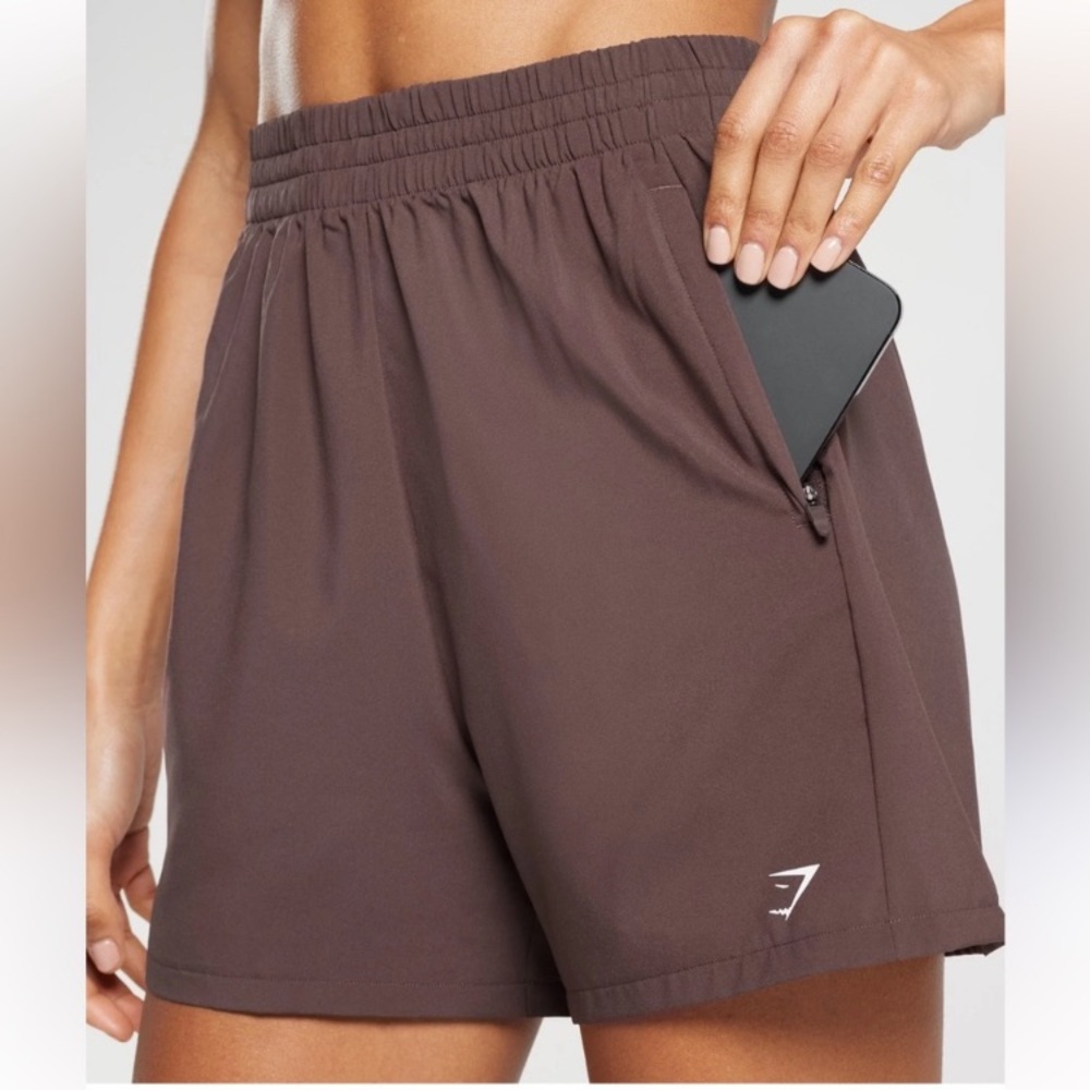 Gymshark Woven Pocket Shorts (Chocolate Brown) gym shorts, lightweight (size S)